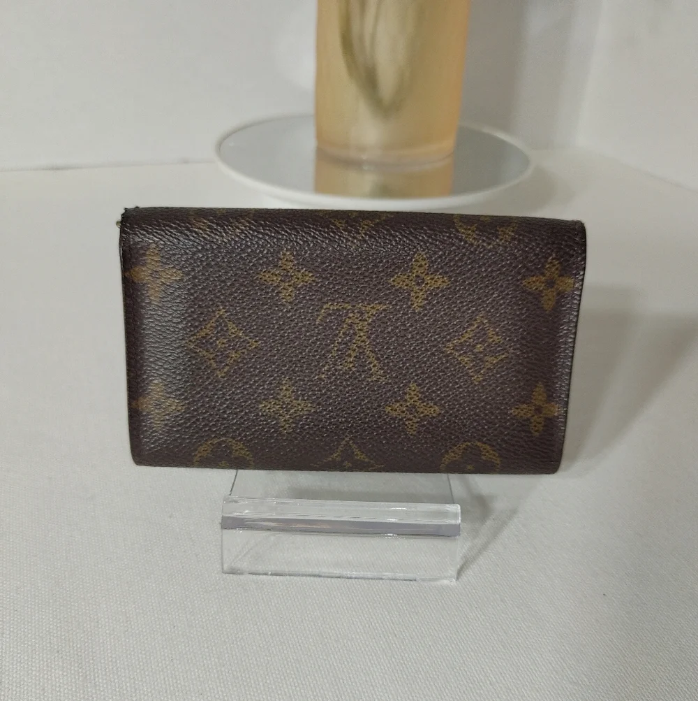 Louis Vuitton Compact Monogram Sarah Wallet - Picture 3 of 15